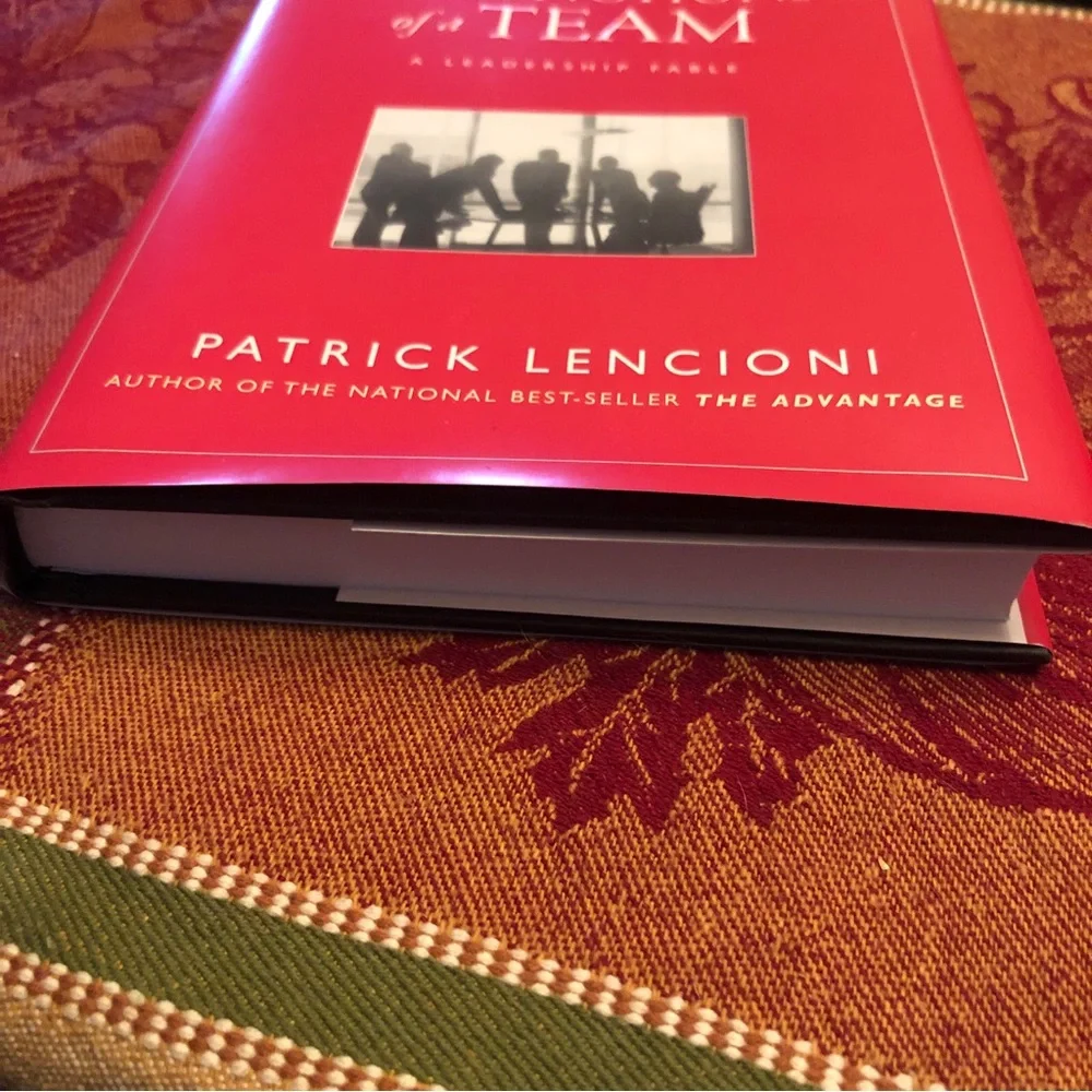Five Dysfunctions of a Team : A Leadership Fable, 20th Anniversary Edition by...